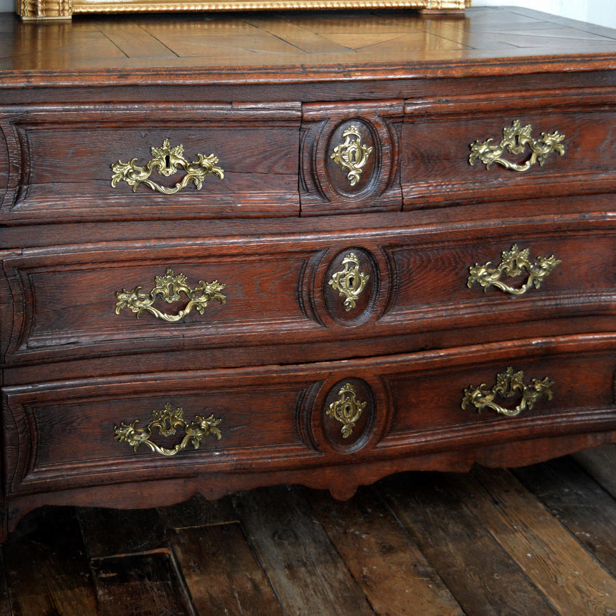 Early 18th Century Louis XIV oak commode