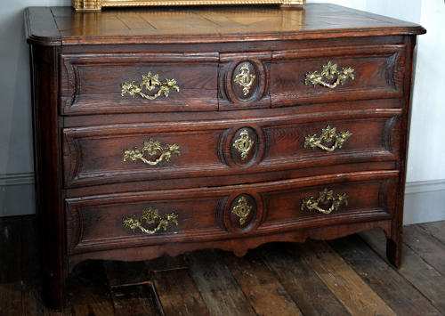Early 18th Century Louis XIV oak commode