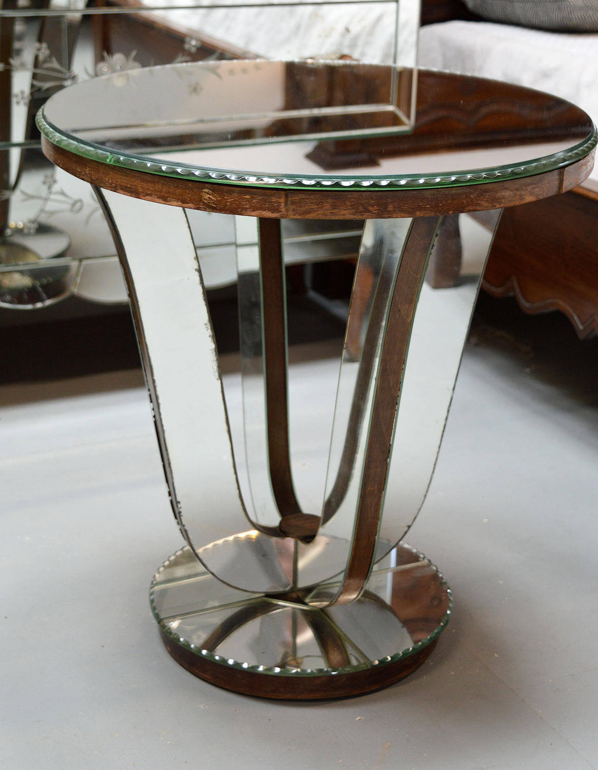 Original Art Deco Mirrored Lamp Table