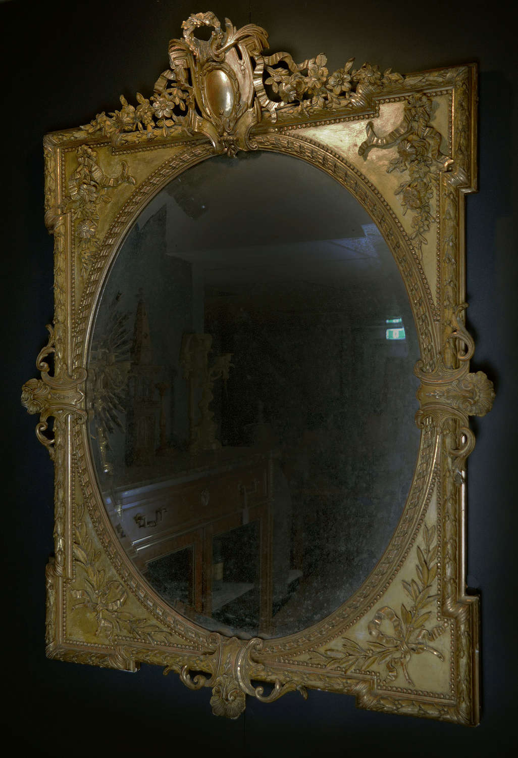 Superb early 19th Century Louis XVI style gilt mirror