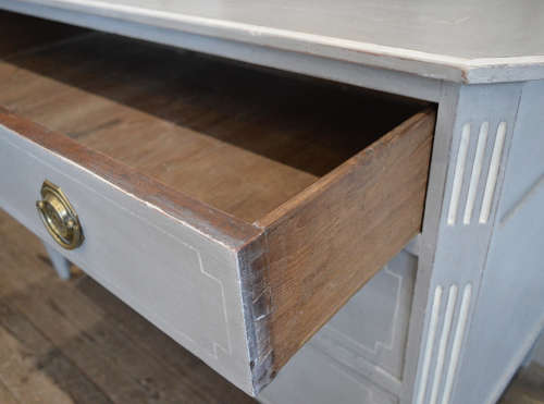 Late 18th Century Swedish Gustavian Painted Commode