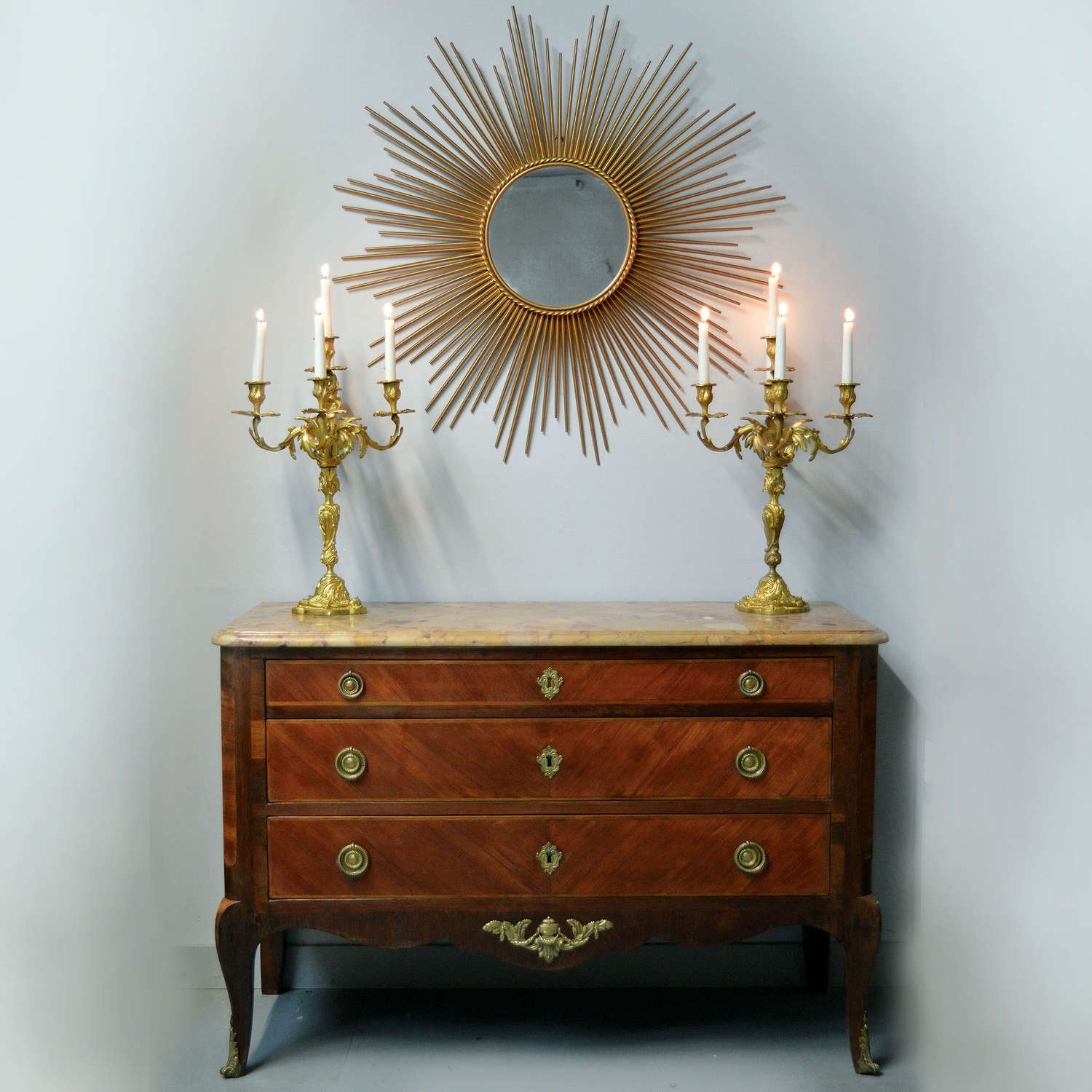 Mid 19th Century Transitional style commode