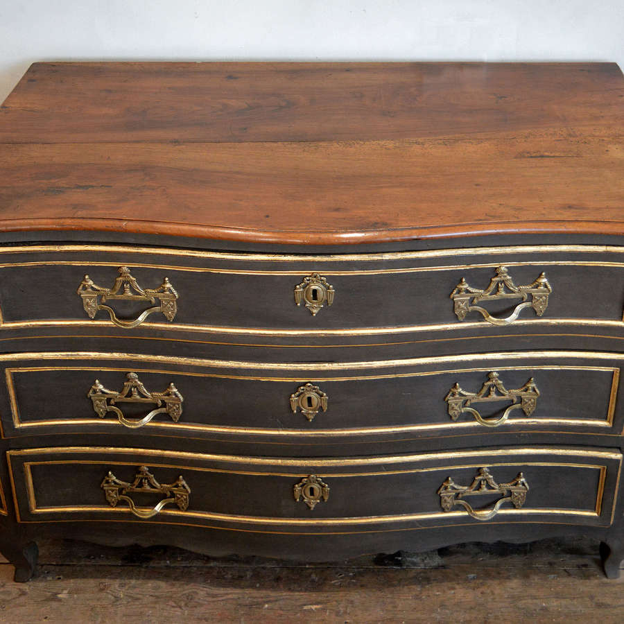 Mid 18th Century Louis XV Walnut Commode