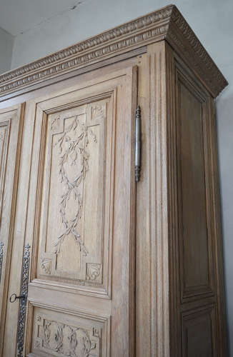 Smart 18th Century Louis XVI Oak Armoire