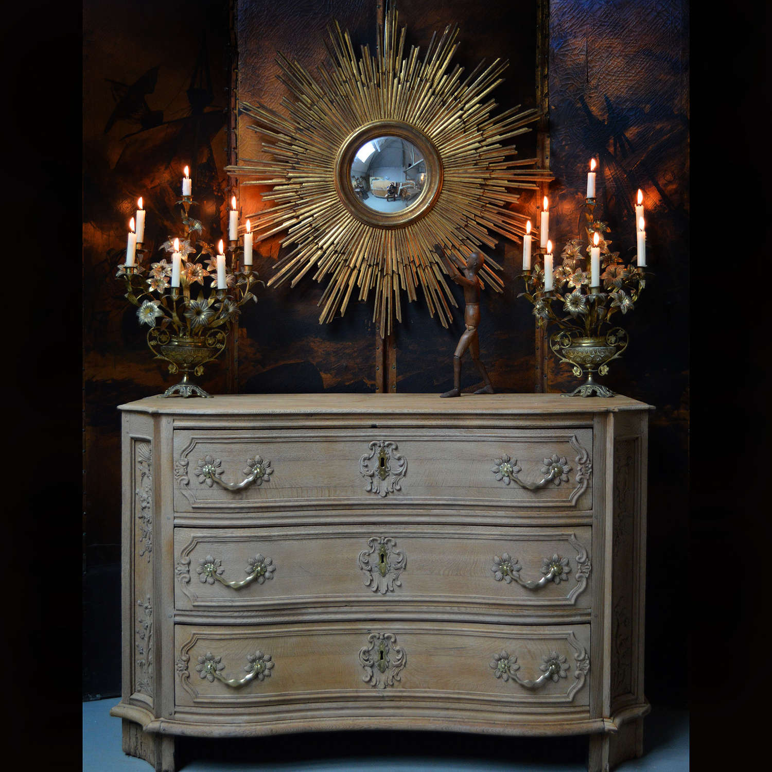 Early 18th Century Louis XIV / XV bleached oak commode
