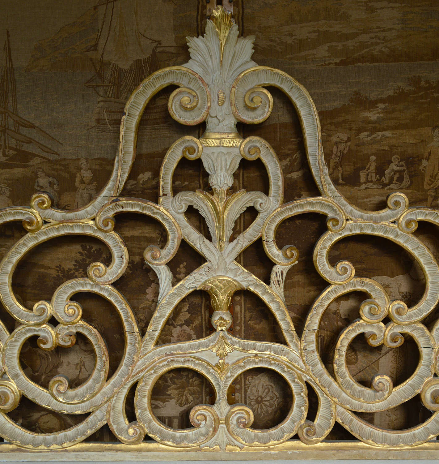 Early 19th Century Florentine fine hand carved headboard