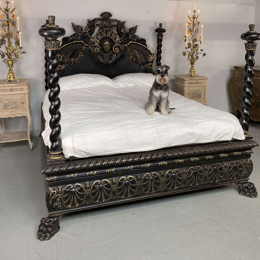 19th Century Neapolitan Baroque bedstead